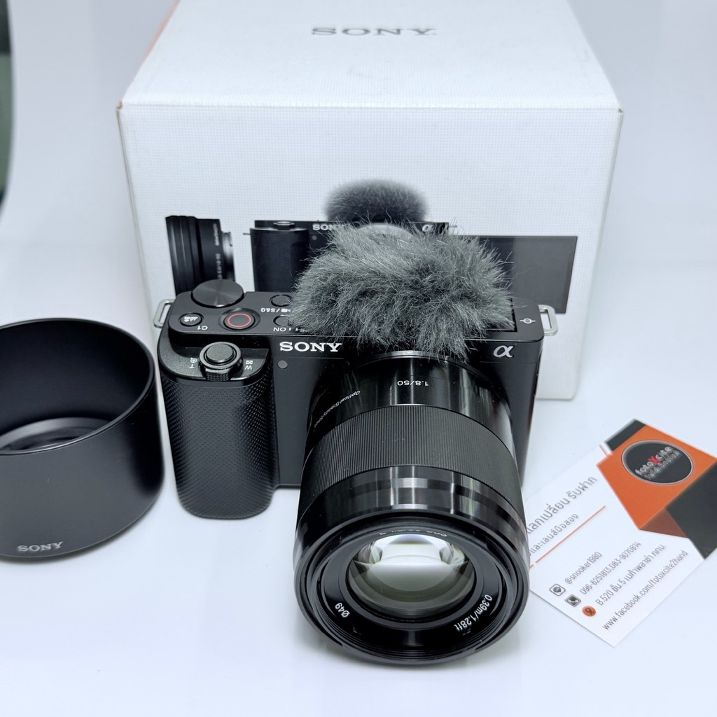 Sony ZV-E10 + E 50mm f/1.8 OSS