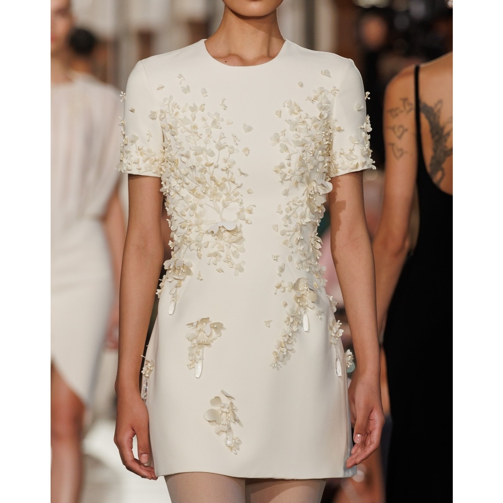 Short Sleeve Floral Dress Ivory HV2893