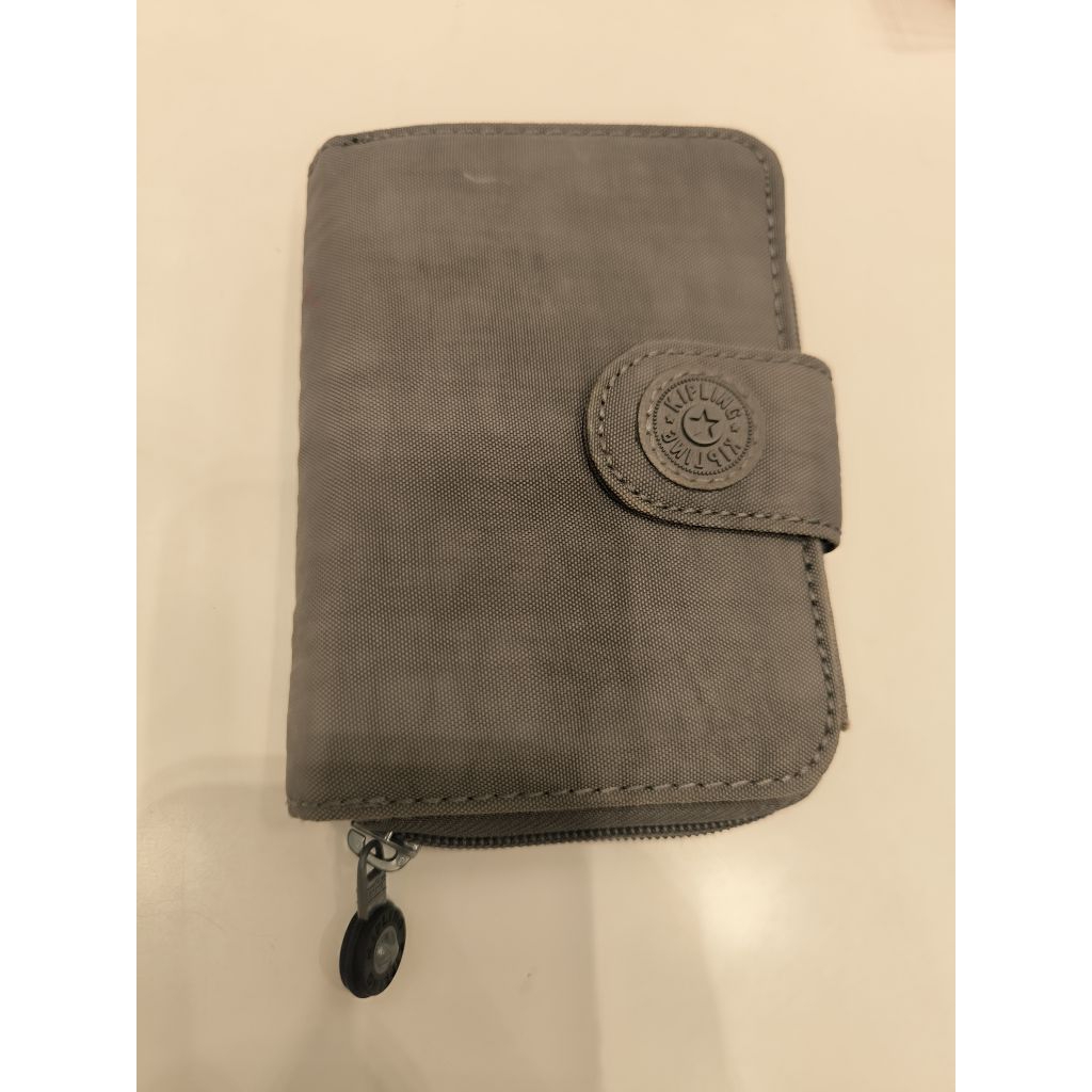 กระเป๋าสตางค์ Kipling มือสองของแท้