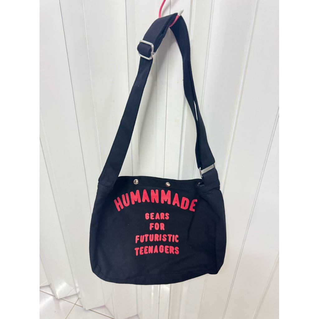 กระเป๋าผ้าhuman made