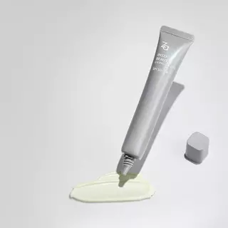 Za Insta Beauty Uv Protector Primer SPF50+ PA++++ 30g.