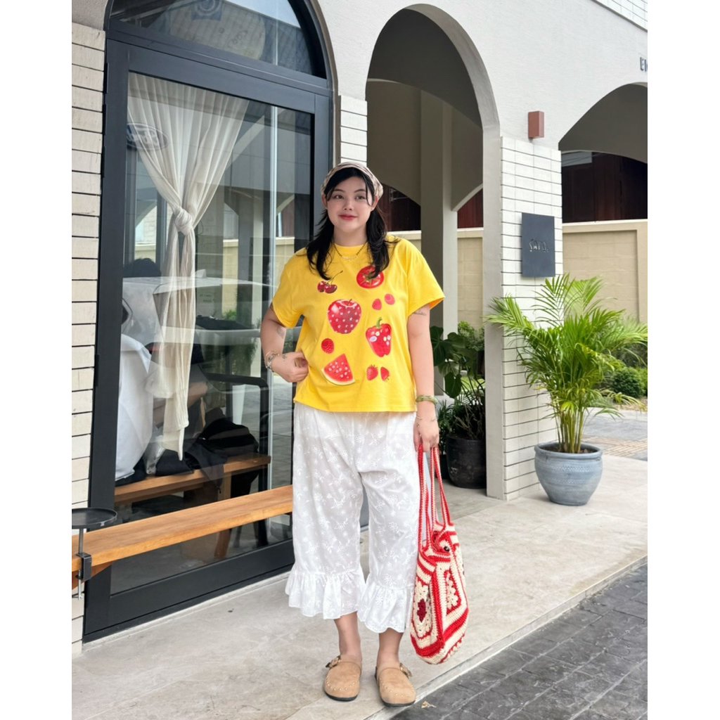 ss baby pant กางเกงสาวอวบ ทรง 5 ส่วน ระบายขา ผ้าลายดอกไม้ สีขาว