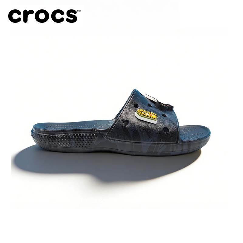 『Crocs 』Costco เตรียมพร้อมจัดส่งสินค้า✈️Crocs × Bape การ์ตูน รองเท้าแตะ