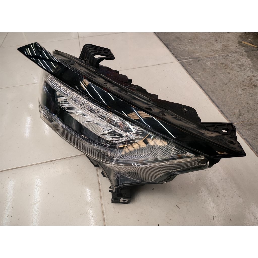 ไฟหน้า​ Civic​ Fk RS