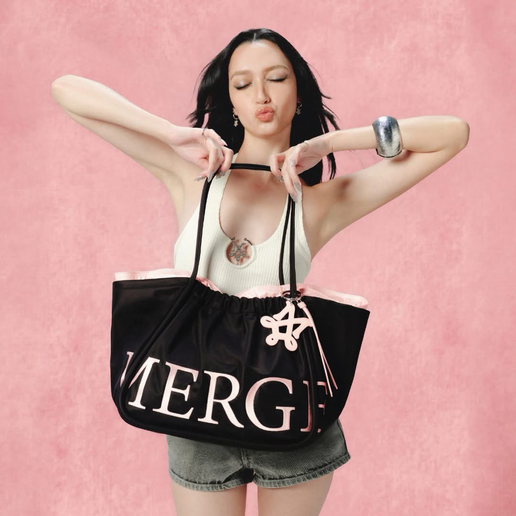 พร้อมส่ง ‼️ MERGE A DAY BAG NYLON “Large & Medium Short” ผ้า Nylon กันน้ำพิเศษ น้ำหนักเบา แท้จากแบรนด์ 💯