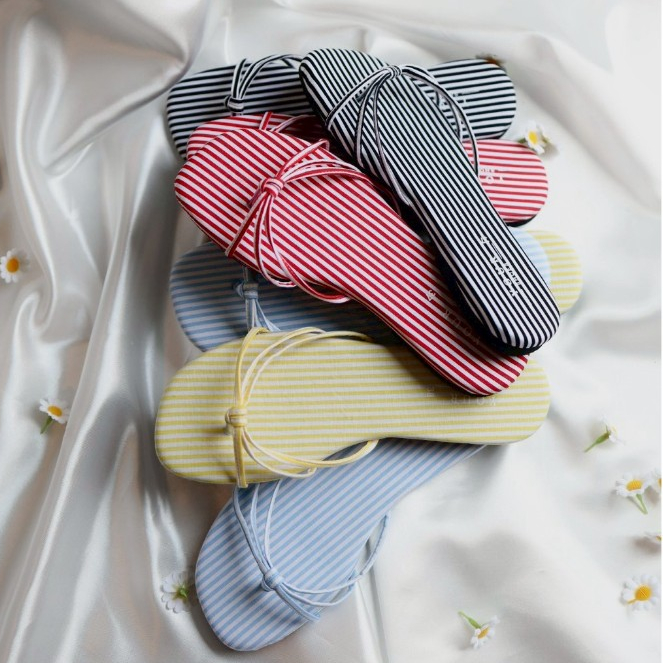 YOURSHOES C1 / รองเท้าแตะหนังนิ่ม รองเท้าแตะผู้หญิง รองเท้าแตะ summer
