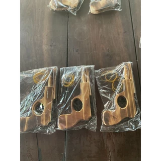 ของเล่น ปืนยิงหนังยางแบบสั้น ทำมาจากไม้แท้ ไม้จริง สามารถใช้ได้ทั้งเด็กและผู้ใหญ่