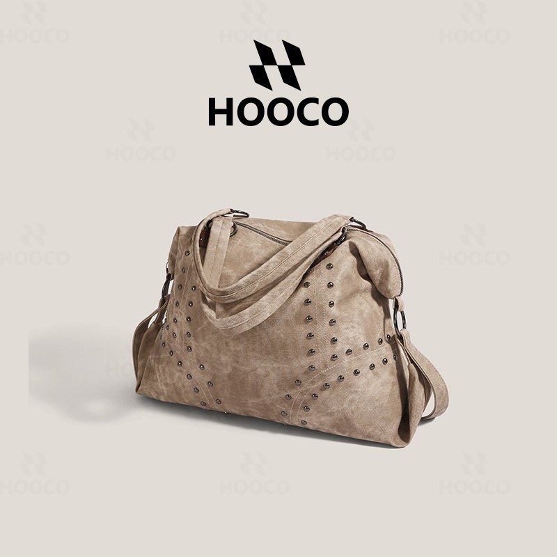 HOOCO حقيبة توت نسائية كبيرة بتصميم مسامير — صورة 3