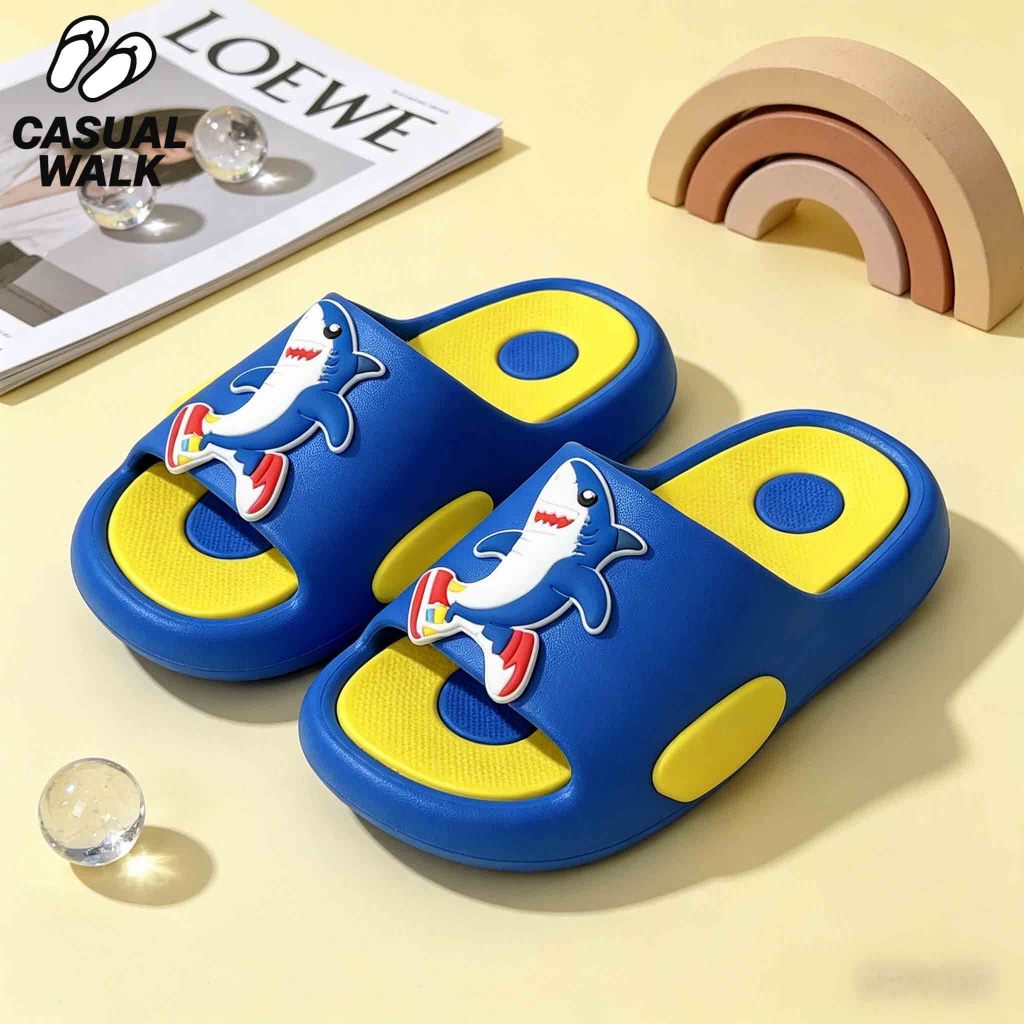🚀ฮิตใหม่มาแรง🦈CasualWalkรองเท้าแตะเด็กผู้ชายลายฉลาม ของใช้จำเป็นฤดูร้อน น้ำหนักเบาไม่เมื่อยเท้า กันลื่น เบอร์ 24-35