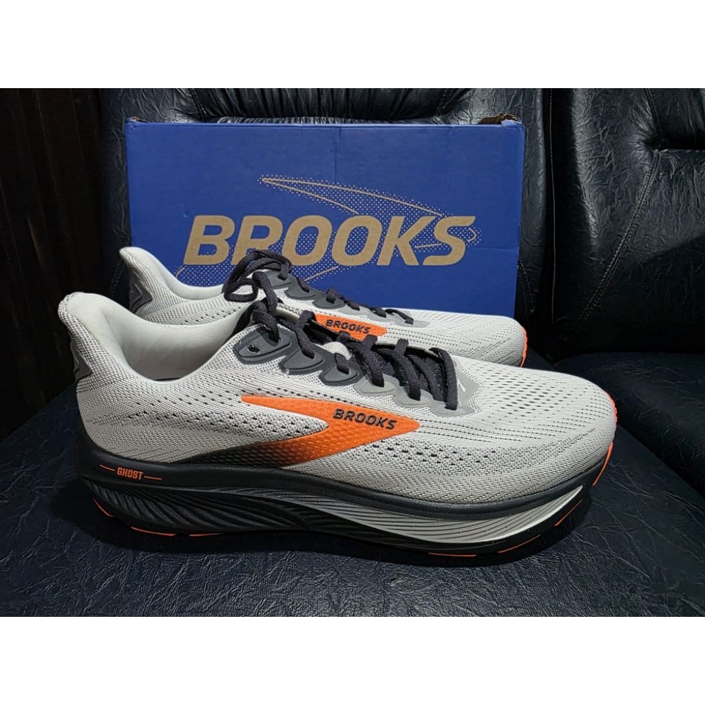 Brooks men's ghost 17 running shoes รองเท้า​วิ่ง​ Brooks ghost 17​ oyster mushroom orange สีส้ม
