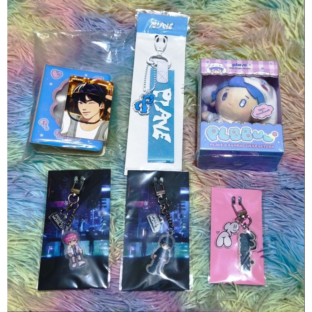 *พร้อมส่ง* ☺️ (อ่านรายละเอียดก่อนนะคะ) PLAVE Goods ต่าง ๆ Keyring Pixel World / Why? / Strap / Binder / Doll, PLAVEBBU