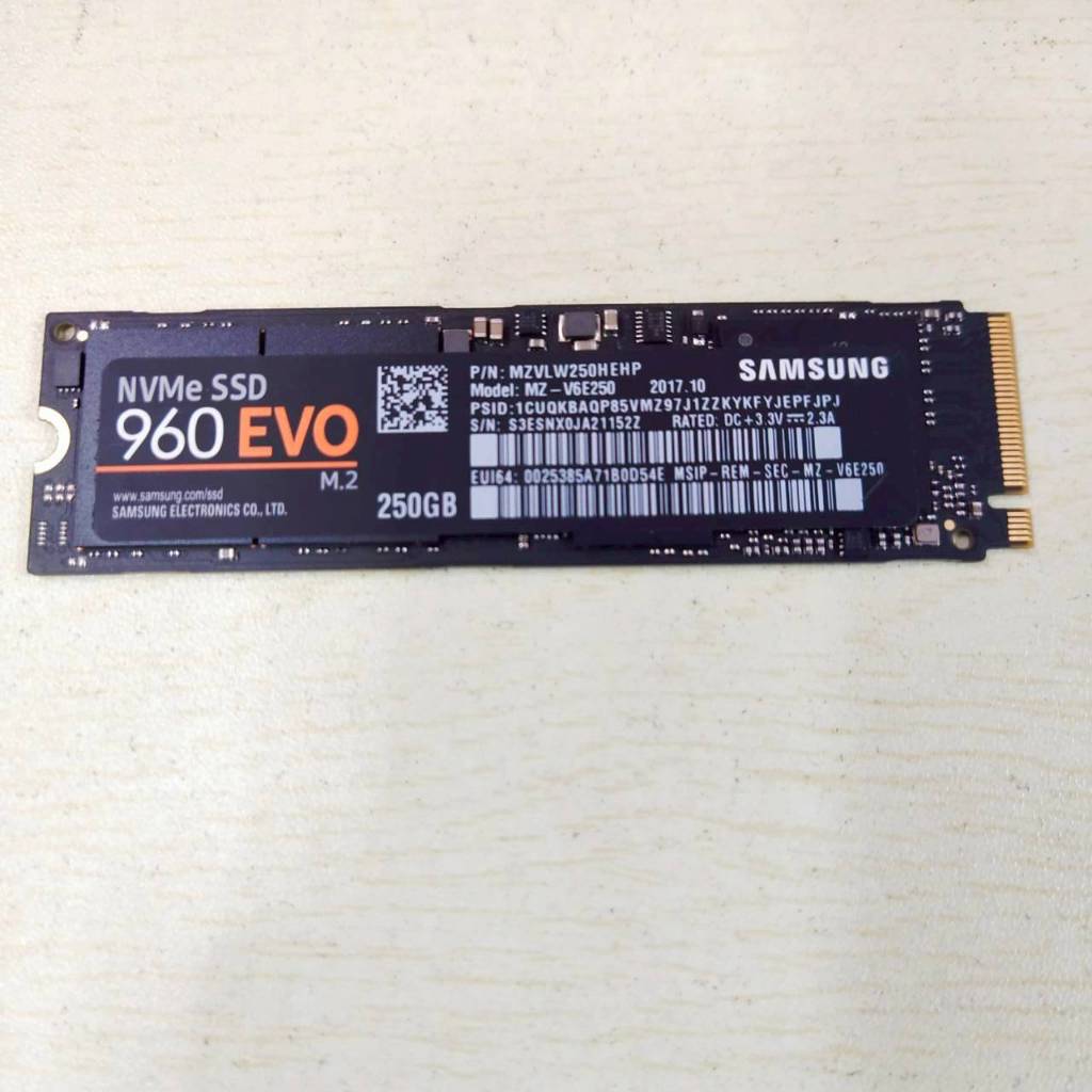 SSD  M.2  NVME  250GB  SAMSUNG  960EVO  ประกัน  2  เดือน