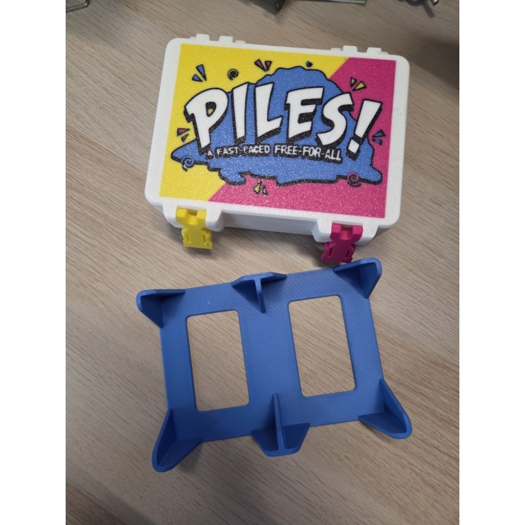 กล่องใส่เกม Piles! Snaplock Box 📦 กล่องทดแทนกล่องเดิม งาน 3D Print พลาสติก PETG แข็งแรงทนทาน (ไม่รวมการ์ดเกม)
