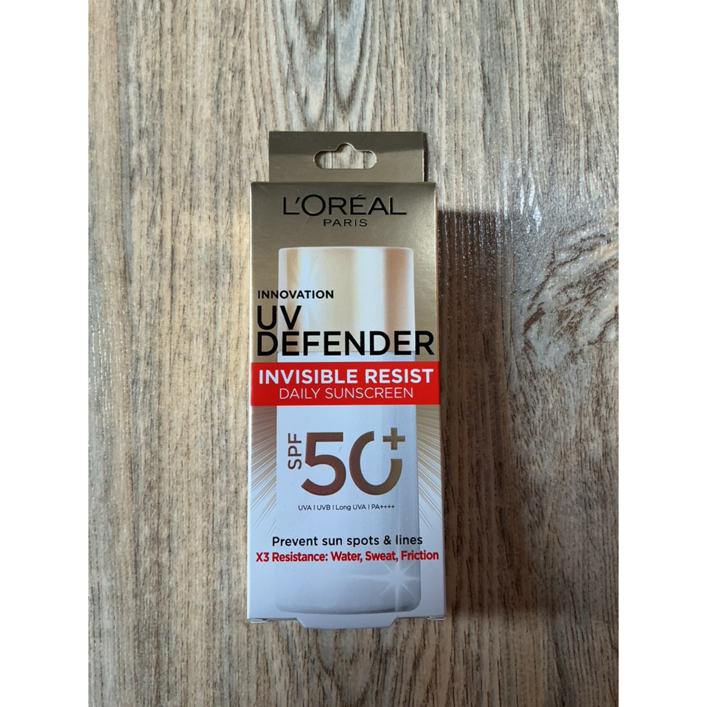 กันแดดสีแดง/ฟ้า Loreal uv defender invisible fluid 50ml.