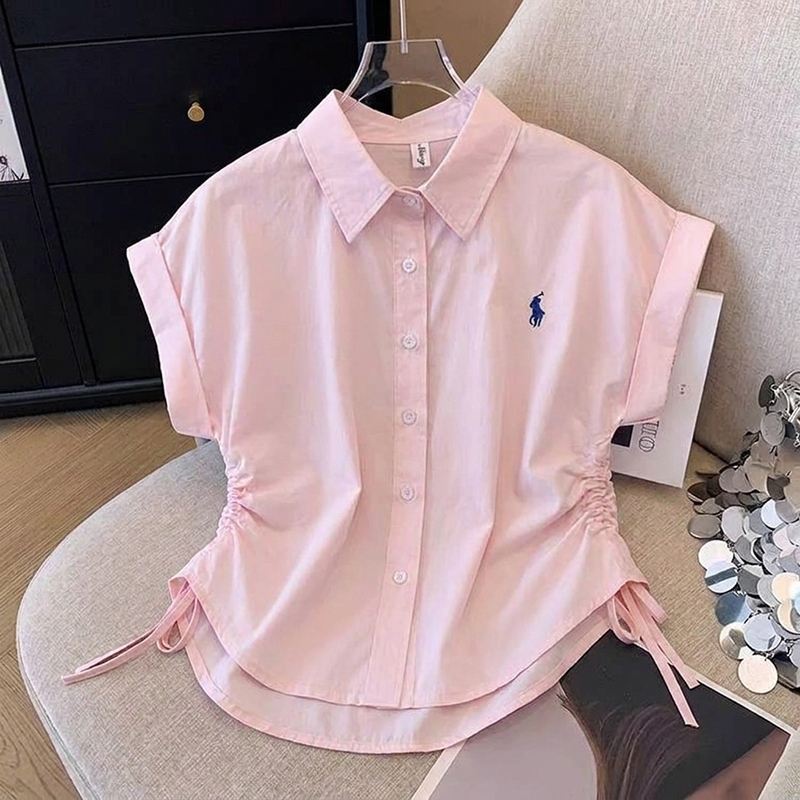 เสื้อเชิ้ต รัดรูป กระดุมแถวเปิด มีหลายสีและหลายขนาด เรียบง่ายและทันสมัย