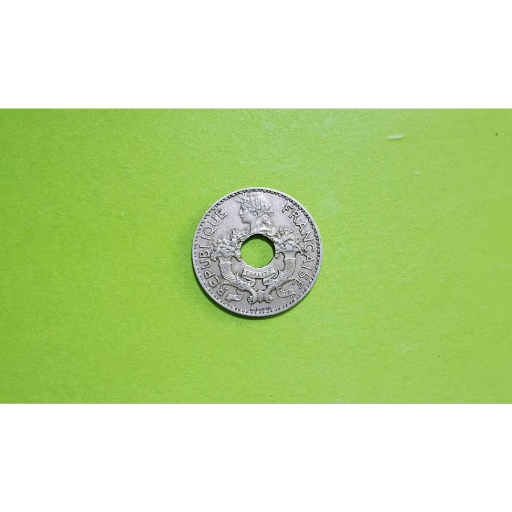 ( BK-627) เหรียญ 5 เซนต์ ( 5 Cents )