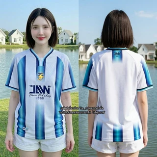 . จะสายหวานหรือสายเท่ ก็เลือกได้ครบ เสื้อกีฬา 13 สี ดีไซส์คอวายสวยๆ