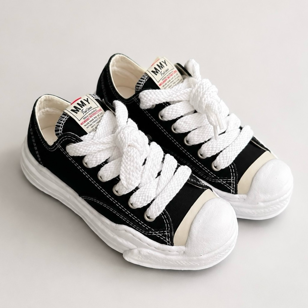 MMY : พร้อมส่ง ( ใช้โค้ดลด30% ) Sneaker Maison MIHARA YASUHIRO ( size.37 )