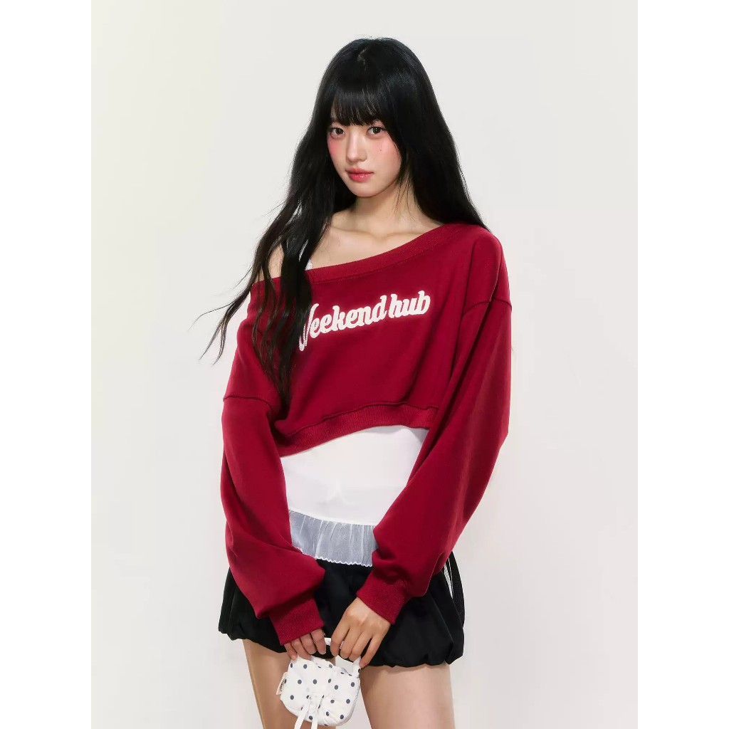 Weekendhub | pre-order  ครอปสเวตเตอร์เปิดไหล่ ได้ 2 ชิ้น สั่งจากแบรนด์โดยตรงแท้💯