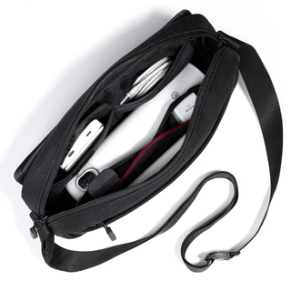 innostyle รุ่น VersaSling Crossbody กระเป๋าสะพายข้าง
