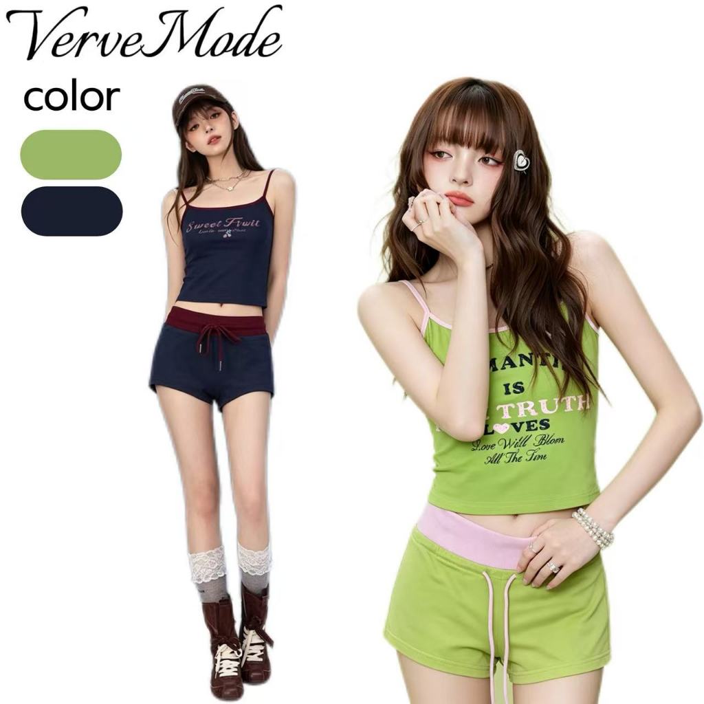 VerveMode.🍓 จัดส่งในประเทศไทย🍓เสื้อสายเดี่ยวพิมพ์ลายตัวอักษรชุดสองชิ้น: เสื้อและกางเกงขาสั้นทรงเข้ารูป เซ็กซี่