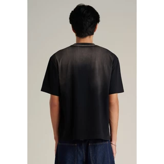 Mc JEANS (แม็คยีนส์) เสื้อยืดผู้ชาย เสื้อยืดแขนสั้น ทรงรีแลกซ์ Relax Fit T-Shirt สีดำ MTTZC03