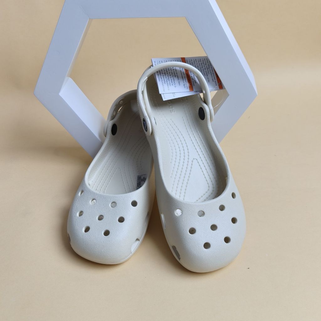 รองเท้าแตะ Crocs Mary Jane Ballet รุ่นใหม่ สวมใส่สบาย รูปที่ 2