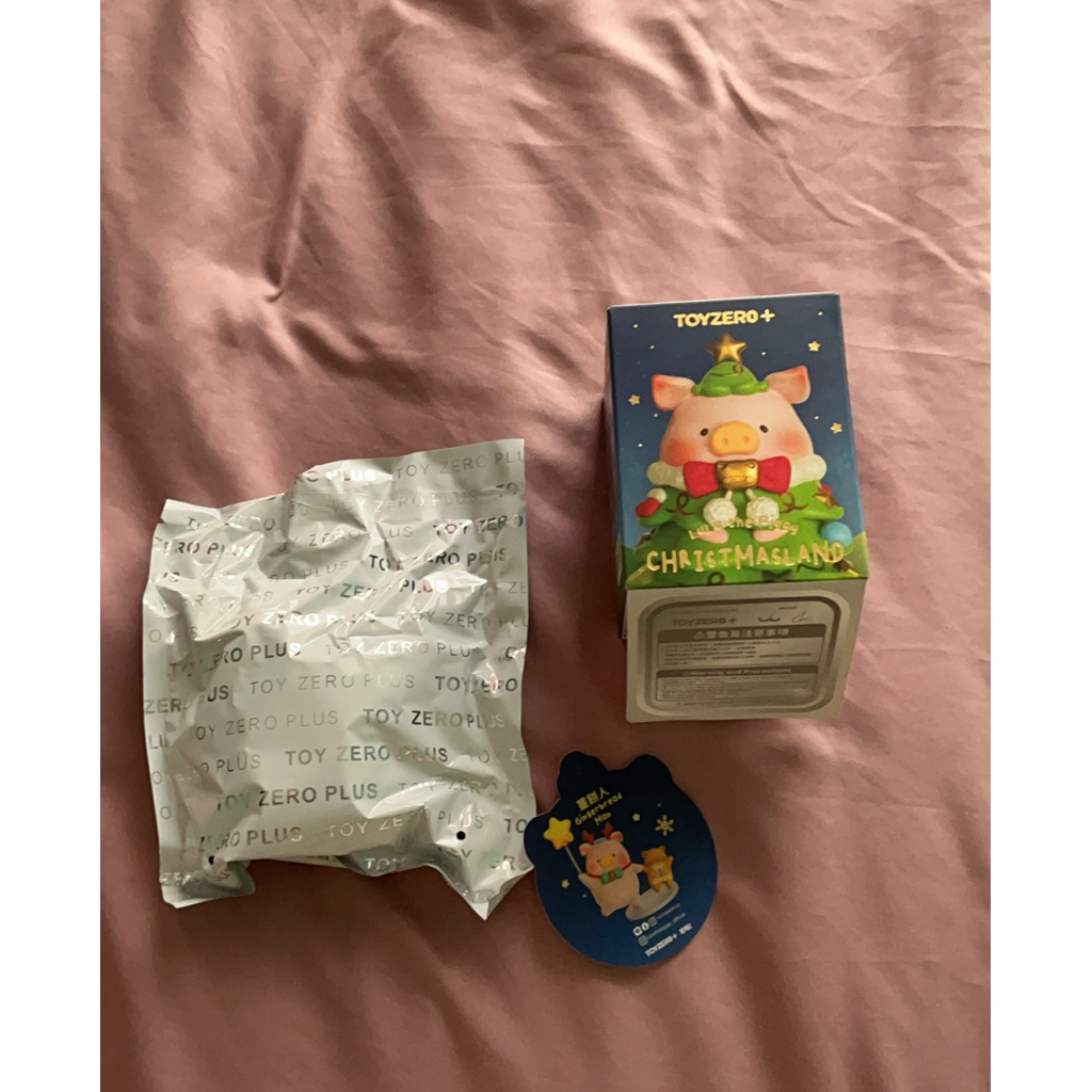 ส่งต่อ toyzero lulu the piggy christmasland