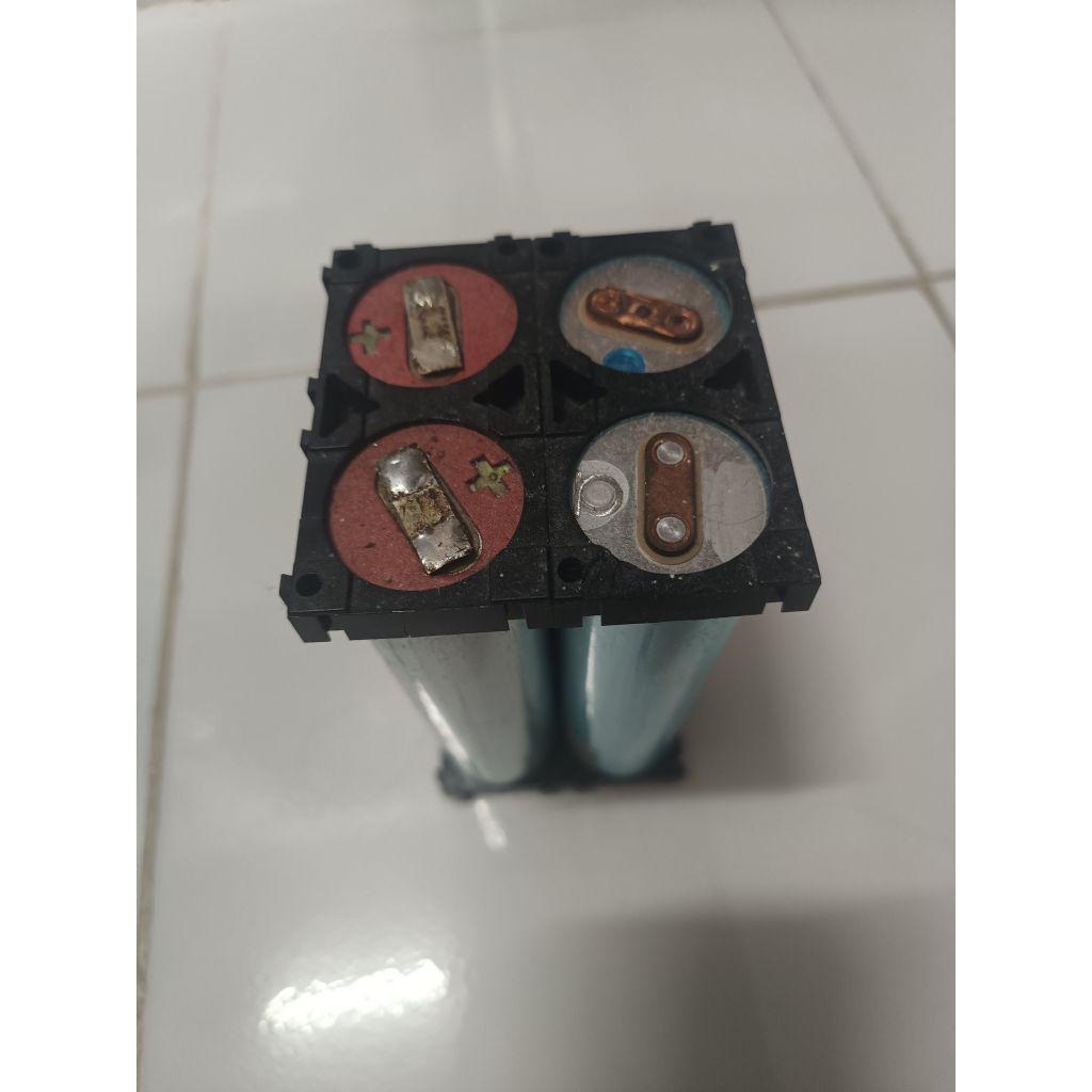 แบตมือสอง 33140 3.2v 4ก้อน