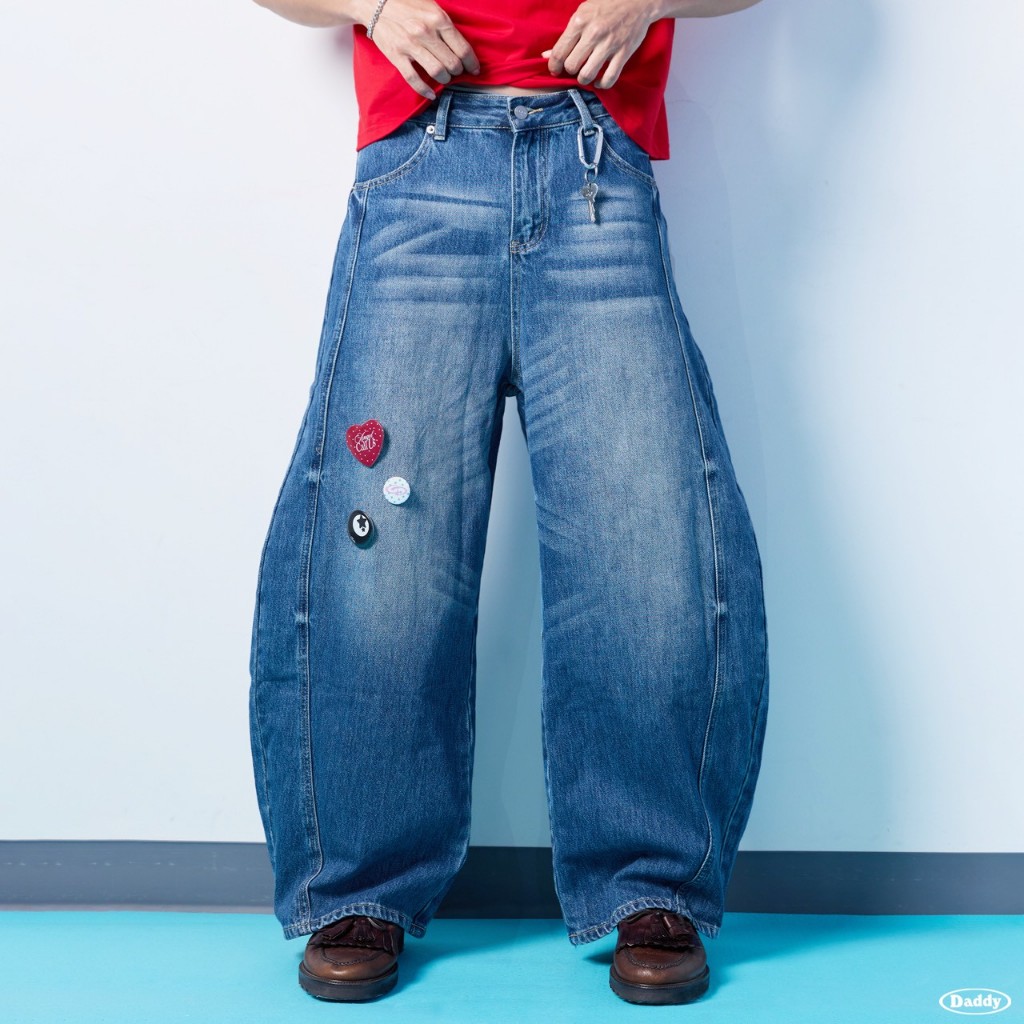 DADDYCLUB | Brinley Barrel Jeans กางเกงยีนส์ทรง barrel สุดเท่