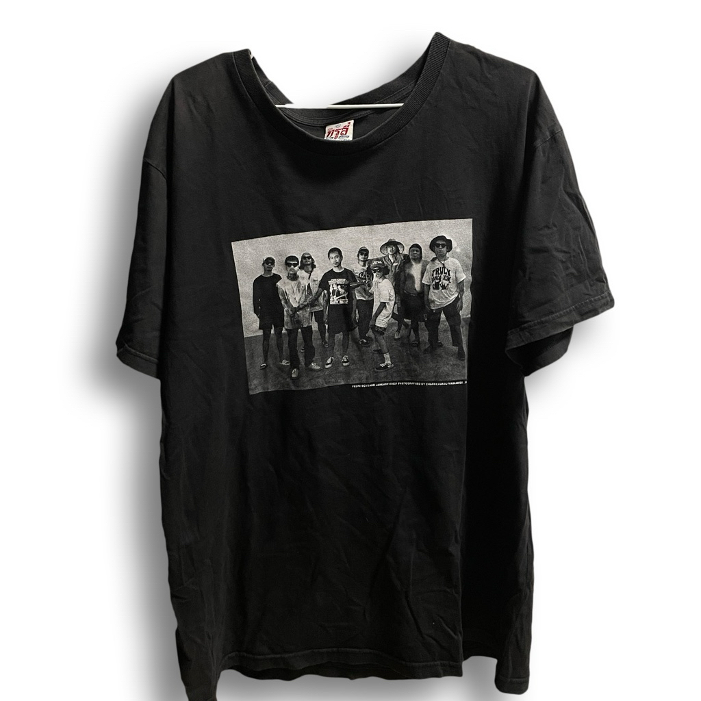 เสื้อFEDFE TRULY มือสอง