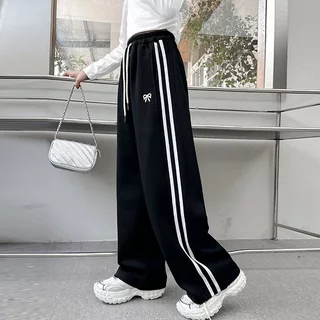 Girls' sweatpants 120-170cm สีดำ สีเทา กางเกงวอร์มขายาวทรงตรง เอวสูง ทรงหลวม สำหรับเด็ก กางเกงแฟชั่นใหม่ปี 2026 HOT