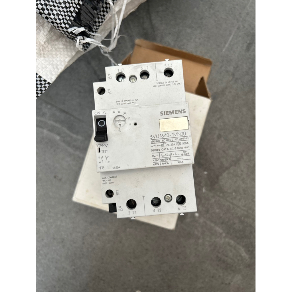 siemens circuit breaker ของแท้ ใหม่เอี่ยม