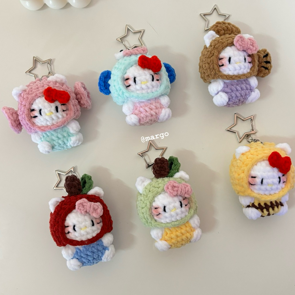 Kitty Keychain พวงกุญแจคิตตี้ไหมพรมอุด้ง