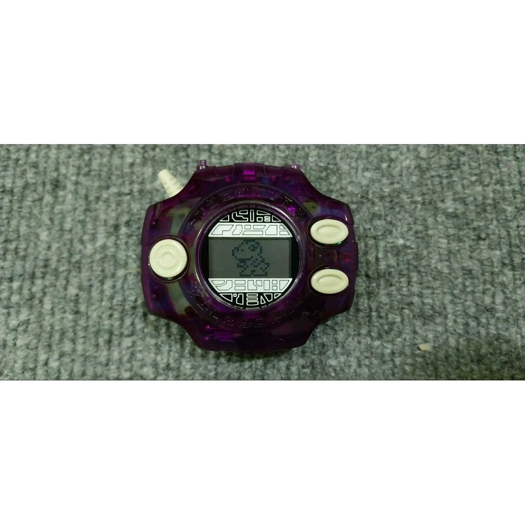 Digivice D2 รุ่นที่ผลิตในปี 1999 หายากมาก สีม่วงใส