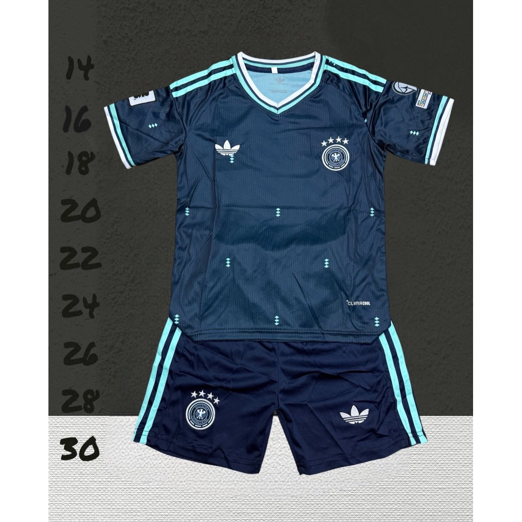 ชุดบอลชุดกีฬาเด็กเสื้อพร้อมกางเกงผ้านิ่มเย็นใส่สบายเหมาะกับน้อง1ขวบถึง13ขวบ