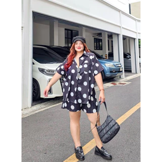 Pretty Perfect Set ชุดเซ็ต 2 ชิ้น <เสื้อเชิ้ต +กางเกงพรีส ขาสั้น> อก40-66นิ้ว