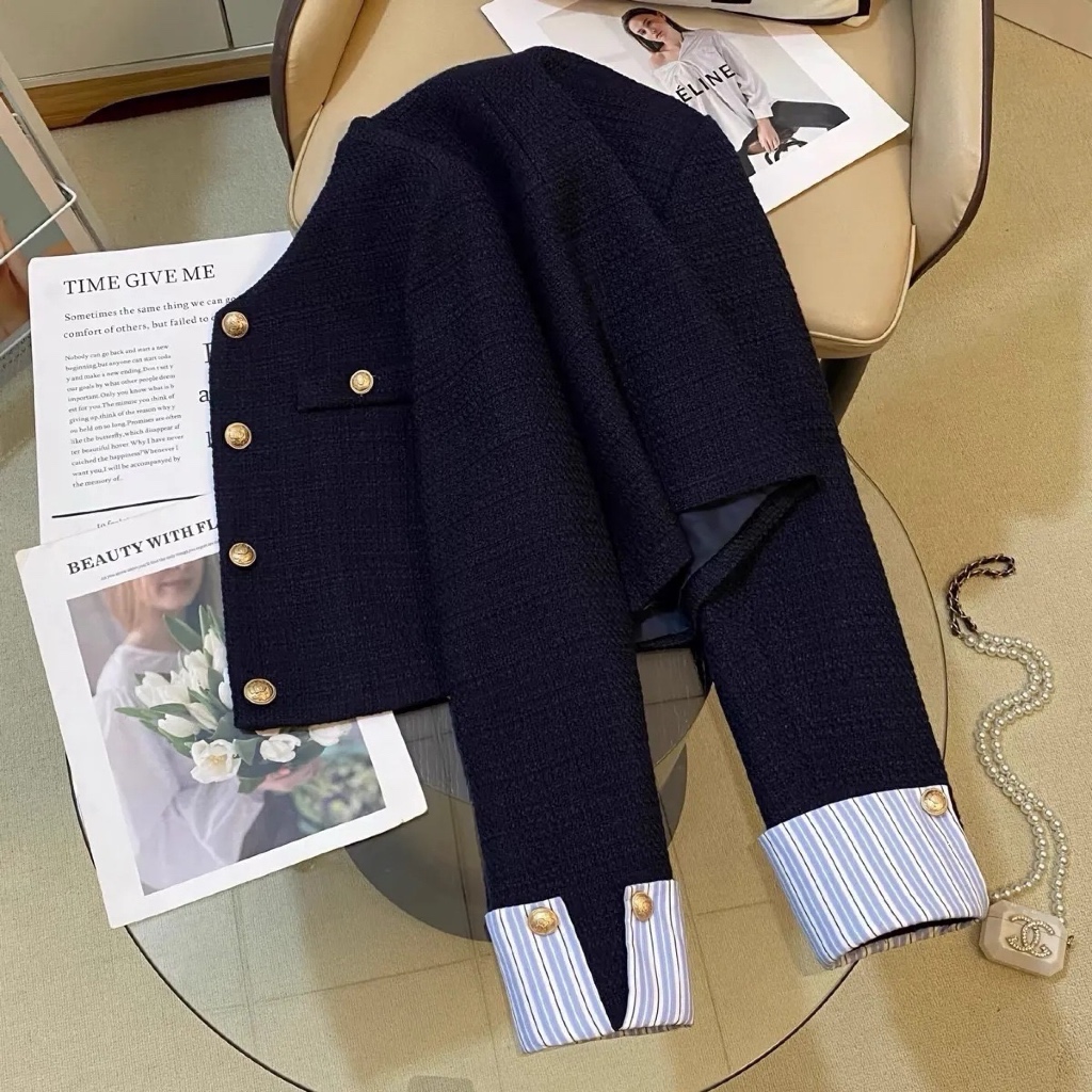 NAVYBLUE เบเซอร์ครอป ผ้าทวิตมีซับใน“Queen85