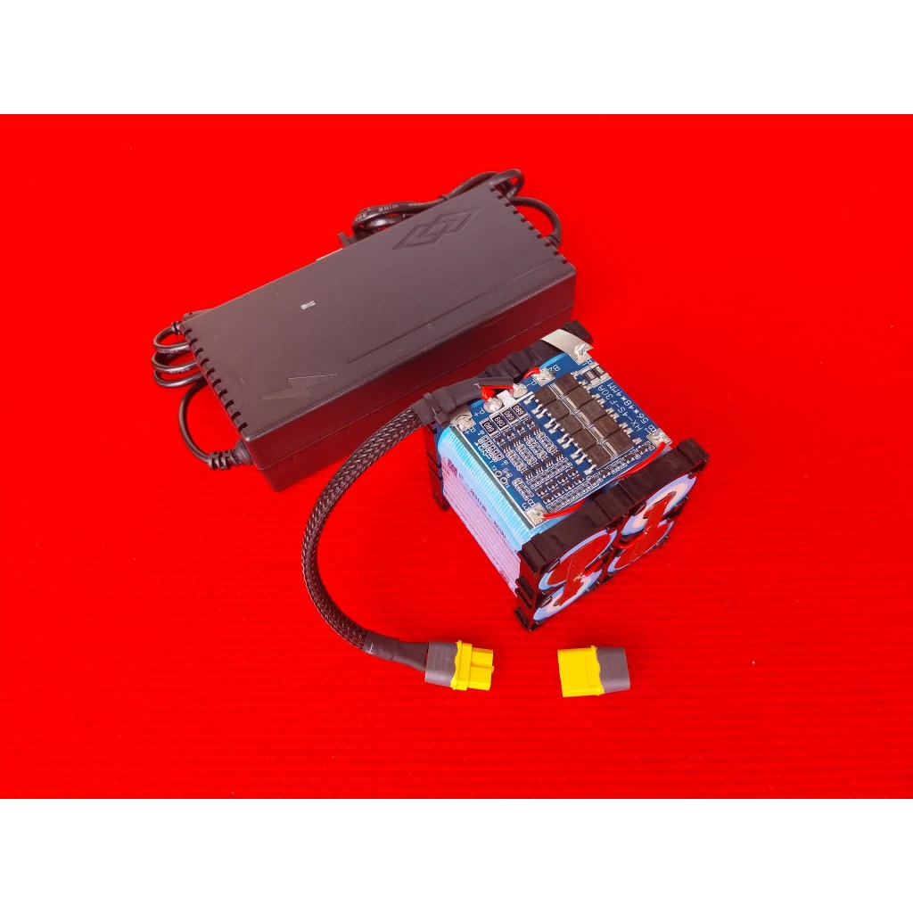 แบตเตอรี่ลิเธียมฟอสเฟส LifePo4 32650 /6000mah/ 4S 12.8v-14.6v พร้อมที่ชาร์จ ใส่ตู้ลำโพงบลูทูส โซลล่าเซลล์หรือใช้ในงานDIY