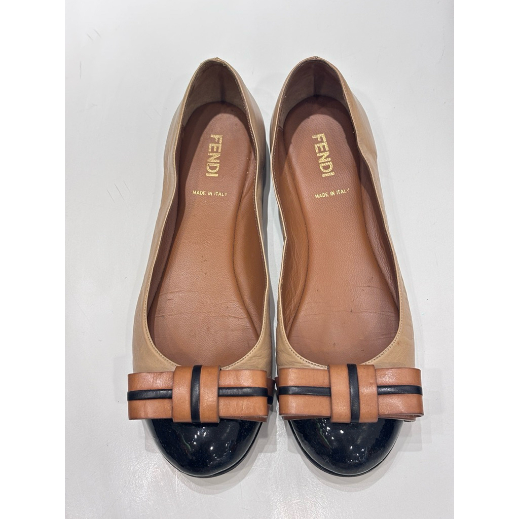 รองเท้า Fendi size39