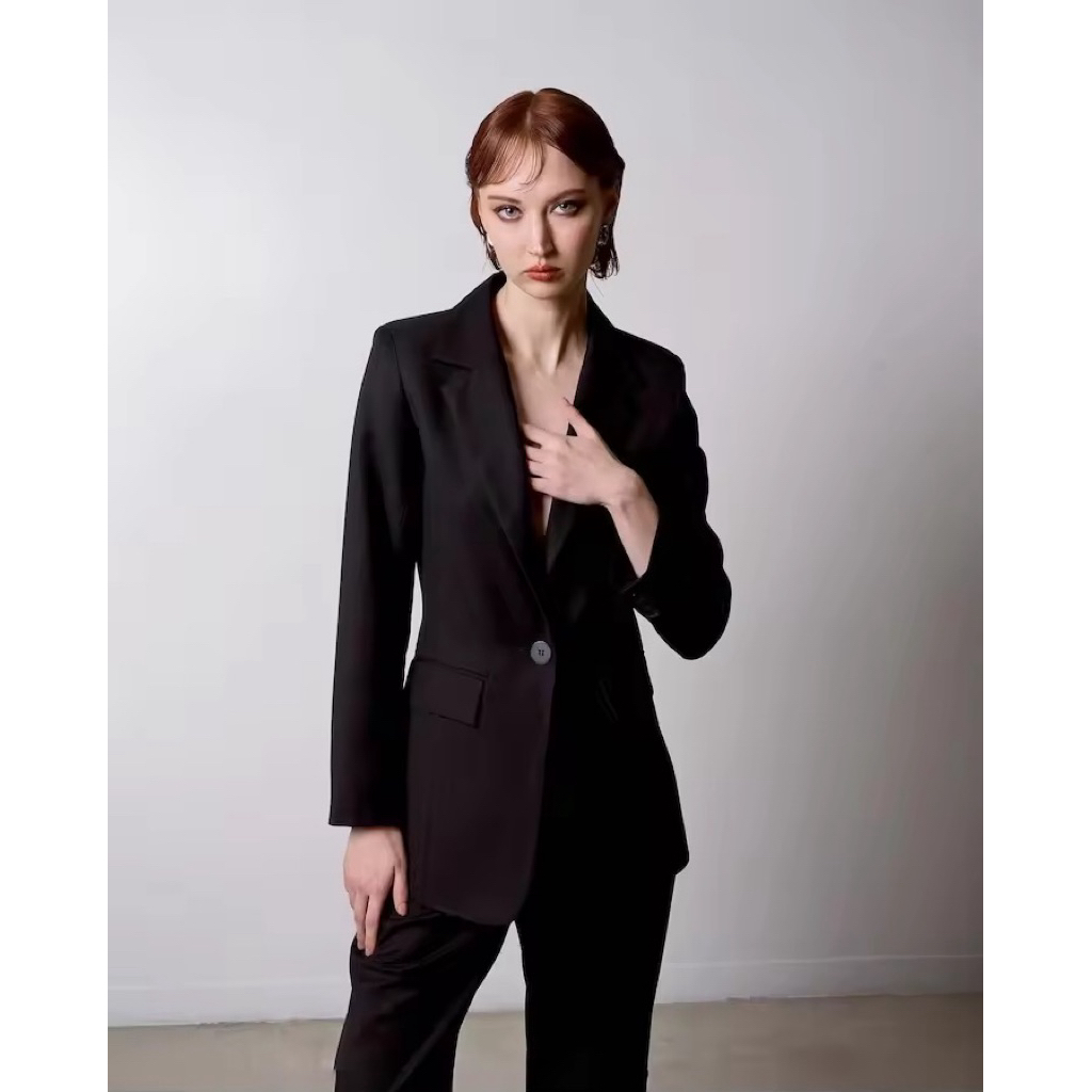blazer เข้ารูปผู้หญิง เอวสับ Slim blazer