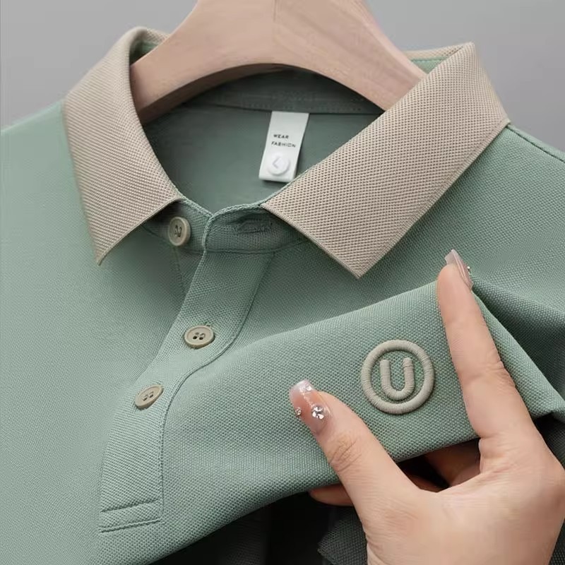 เสื้อโปโลปักลายสำหรับผู้ชาย; เสื้อโปโลสีพื้น มีให้เลือกหลากหลายสี เนื้อผ้าโปร่งสบาย
