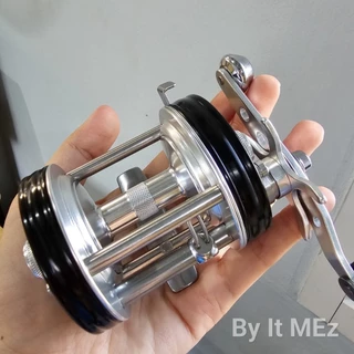 [ รับตรงจากบริษัท ] รอกเบท Weebass MOMO Biggame 4+1BB รอกเบส XTD เฟืองทองเหลือง CNC สปูลอลูมิเนียม Drag 9.5kg รอบ 5.3:1