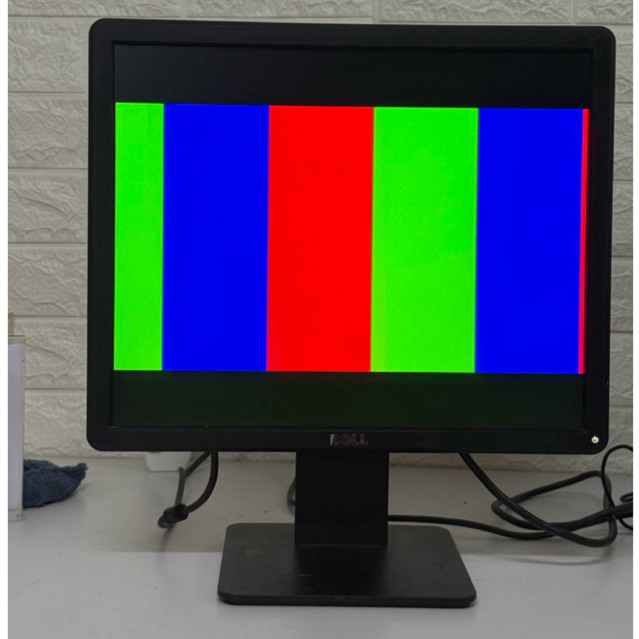 Monitor (จอมอนิเตอร์) Dell E1715S 17 นิ้วสเเคว์พร้อมสาย เกรดBใช้งานปกติมีริ้วรอยบ้างเล็กน้อยไม่มีผลต