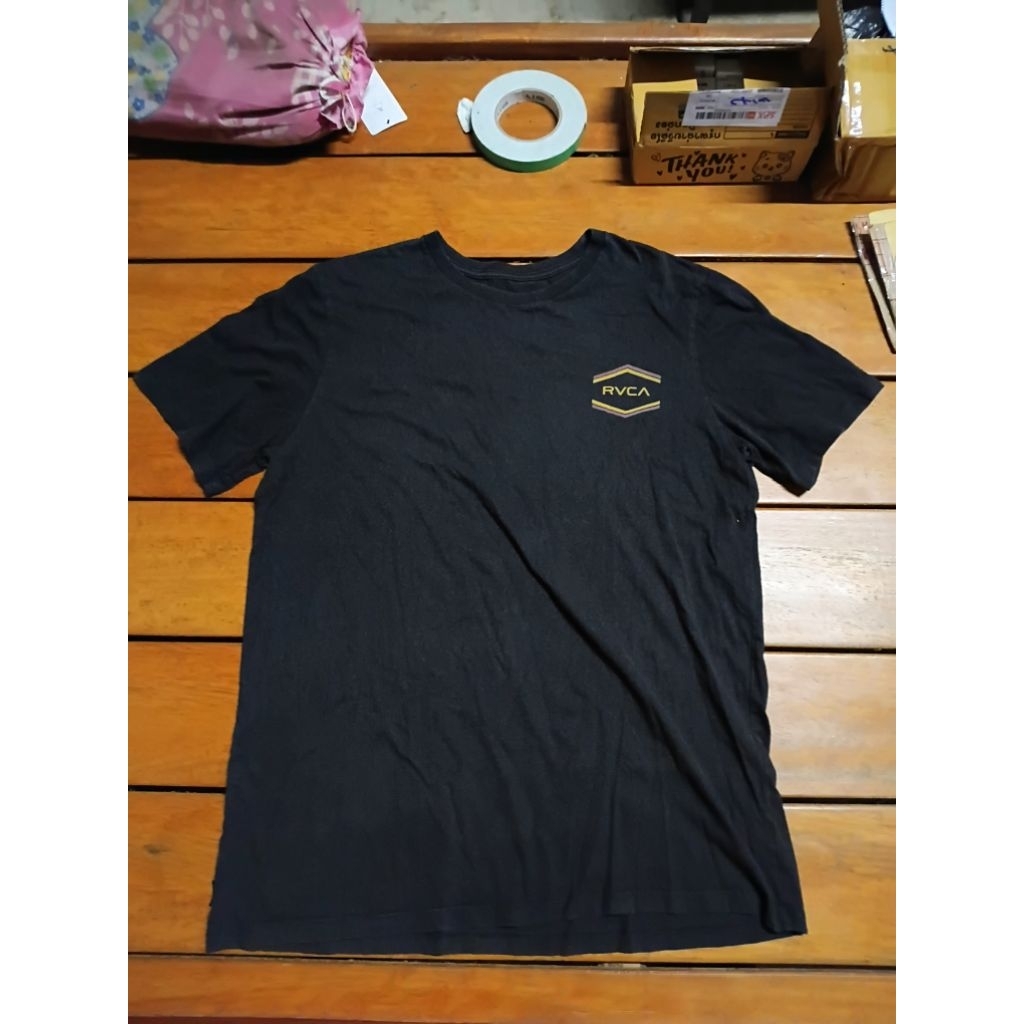 เสื้อยืดคนเดินถนน RVCA.😈