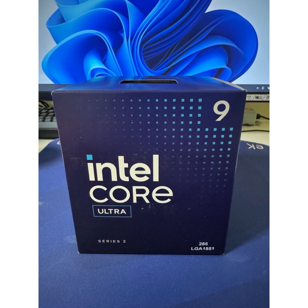 ประกันเริ่ม เดือน 3/2026 CPU Intel Core Ultra 9 285 (LGA1851) - ของใหม่ มือหนึ่ง ซีลยังไม่แกะ ประกัน