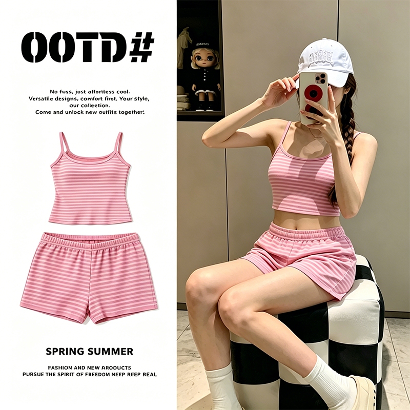 OOTD ชุดเซ็ตผู้หญิง เสื้อสายเดี่ยว+กางเกงขาสั้น สีชมพูลายทาง ผ้านุ่มยืด ใส่สบาย ระบายอากาศดี สไตล์น่ารัก พร้อมส่ง