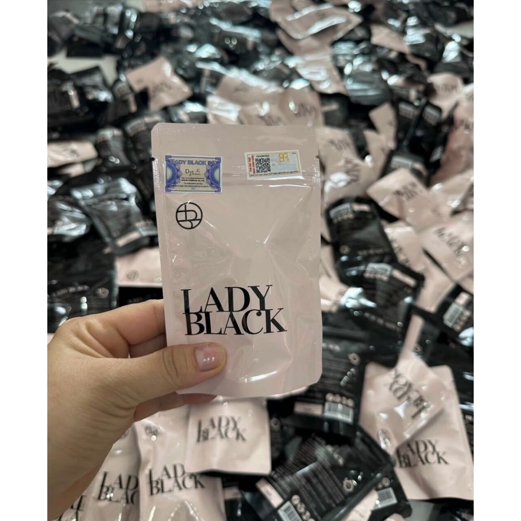 พร้อมส่ง กาวต่อขนตา LADY BLACK ของแท้100% แห้งไว้ 2-3วิค่ะ