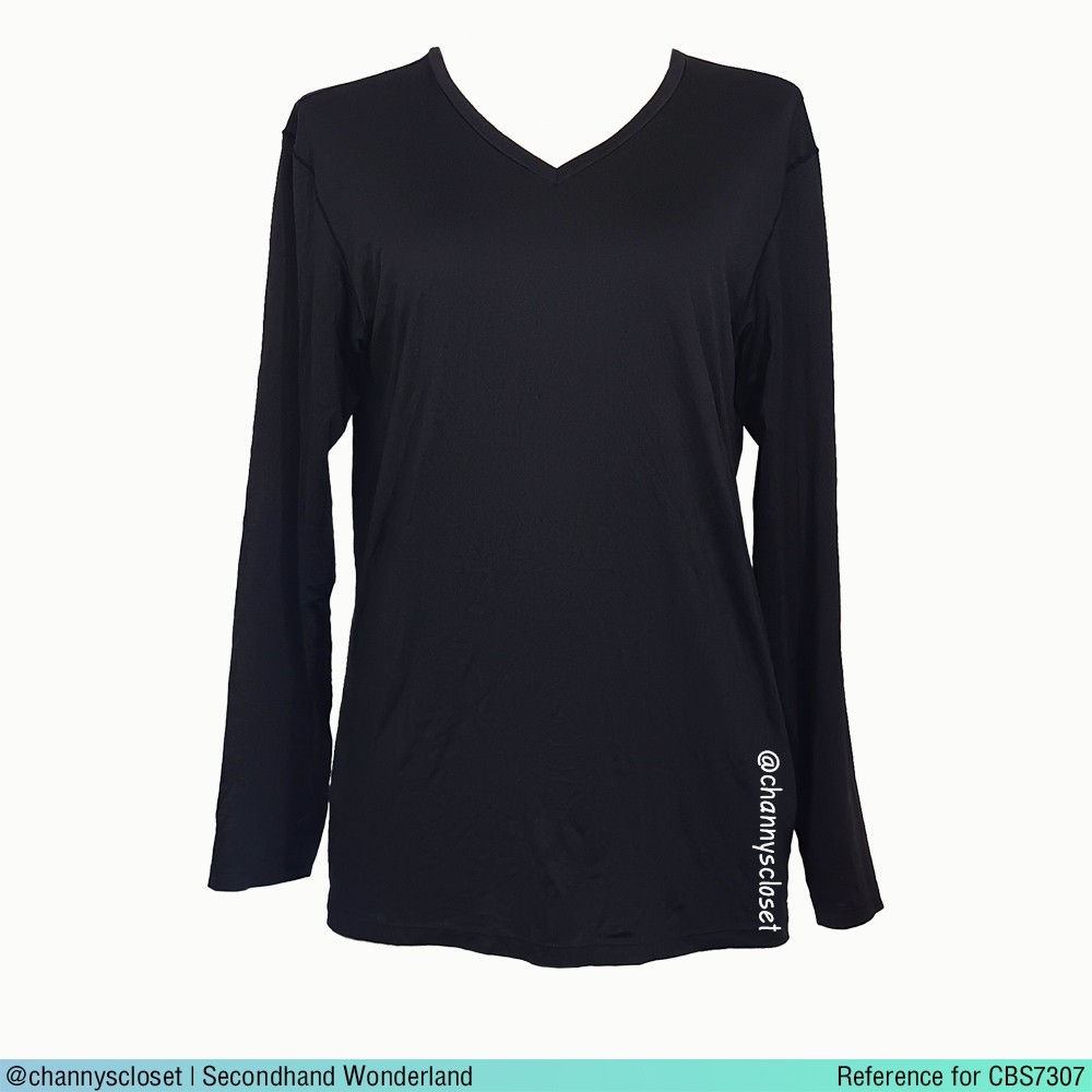 💖USED Uniqlo AIRism - Black V Neck T-Shirt | เสื้อยืดสีดำ เสื้อแอริซึม แขนยาว คอวี ตัวยาว สีพื้น แท้