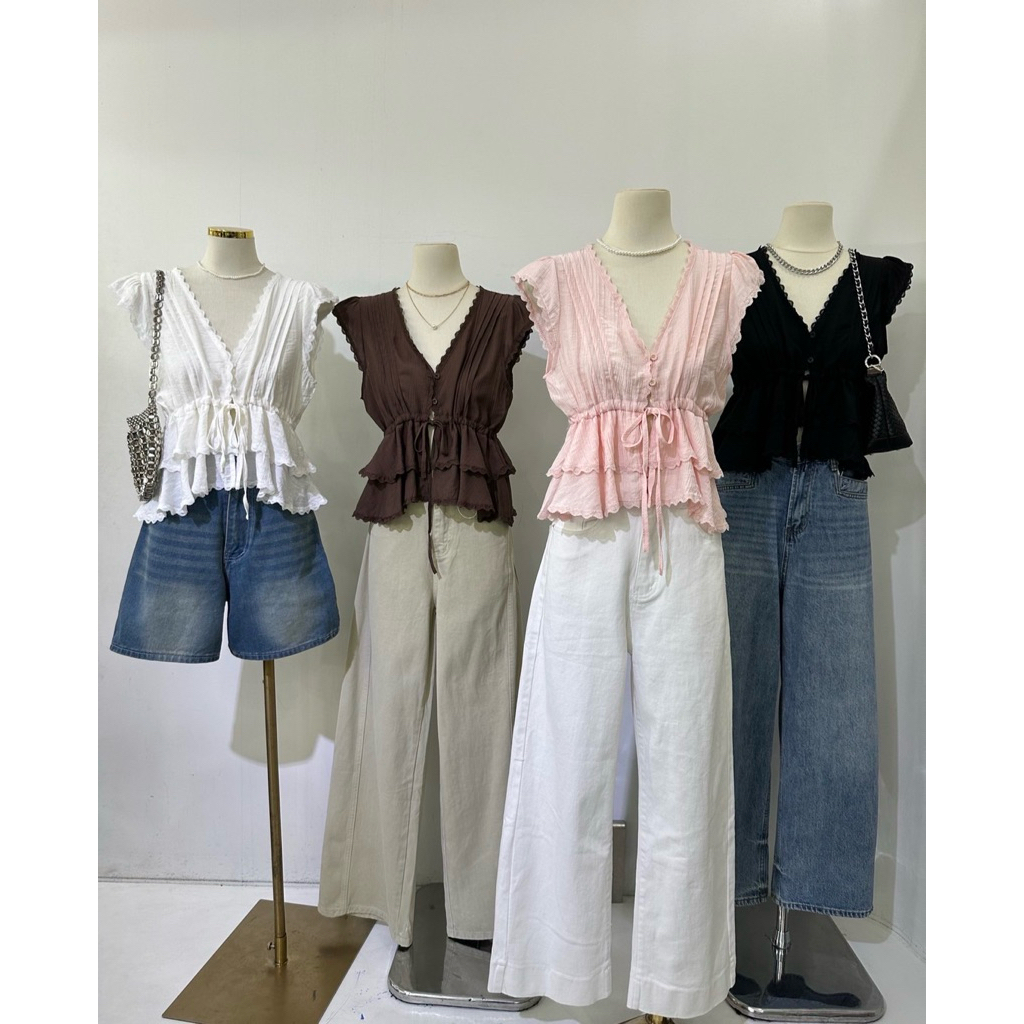 เสื้อแขนกุดระบายลายดอกเดชี่